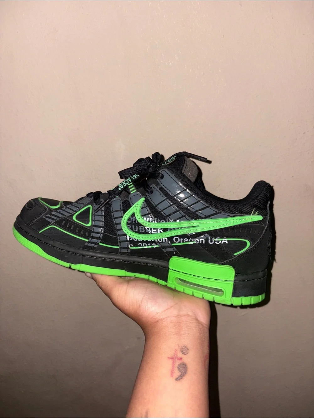 Nike Air Rubber Dunk (OFF WHITE GREEN STRIKE)